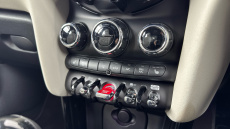 MINI Hatchback 1.5 Cooper Exclusive 5dr Auto Petrol Hatchback